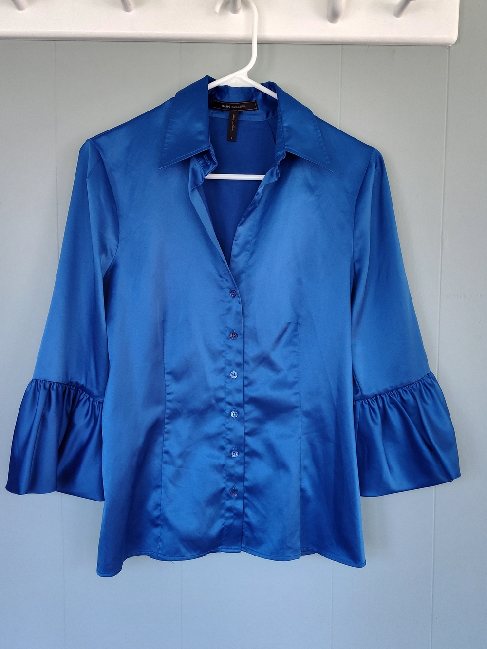 Vintage Satin Button-Front Blue Women’s Blouse with Ruffle Sleeves